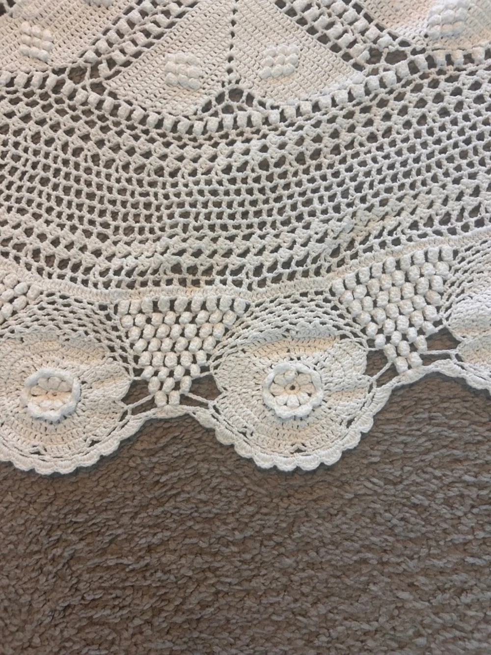 Beautiful Vintage Hand Crocheted Round Cream Tablecloth